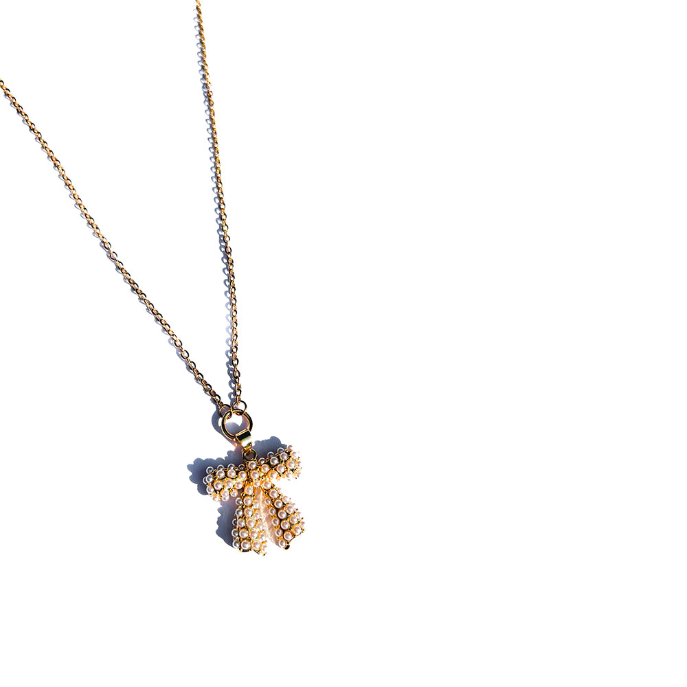 pearl bow necklace | fine chain