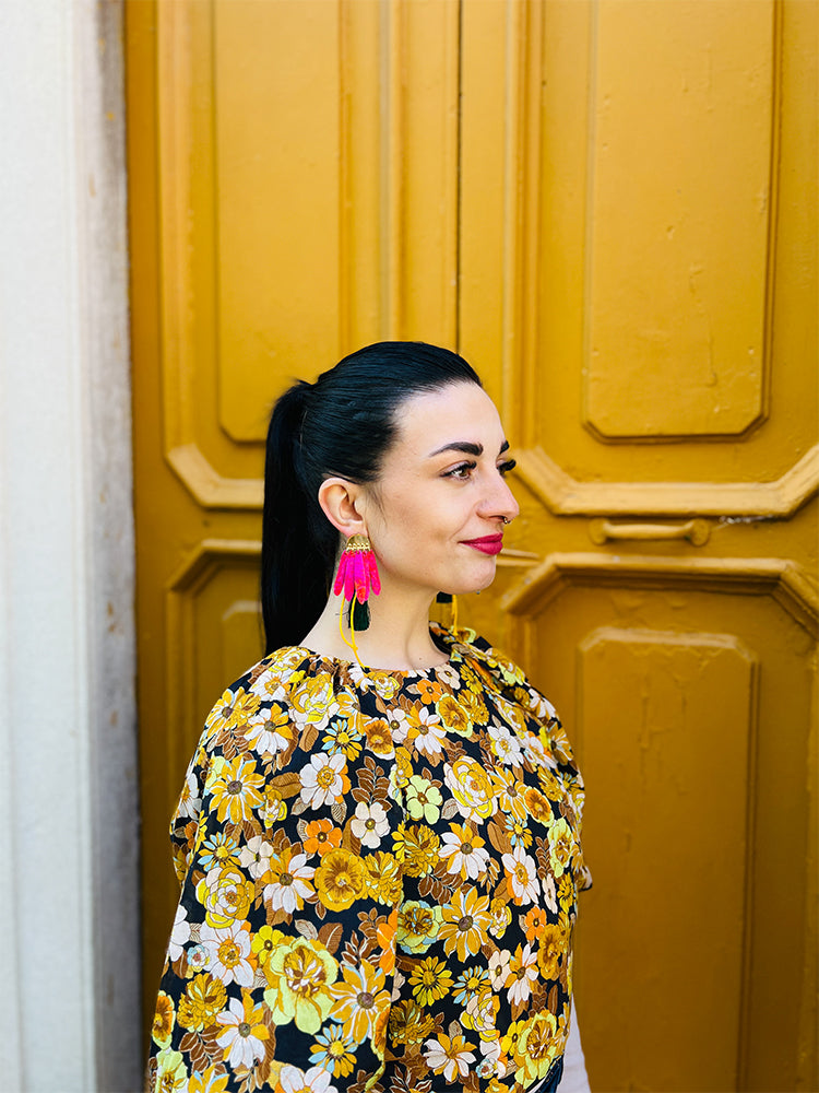 Daisy Daze handmade tassel earrings, blending floral inspiration and modern design effortlessly - photo model - Italy
