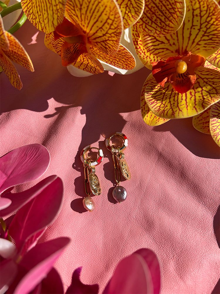 Flower Emblem - handmade earrings with colourful accents for a fresh bridal look - style shot 