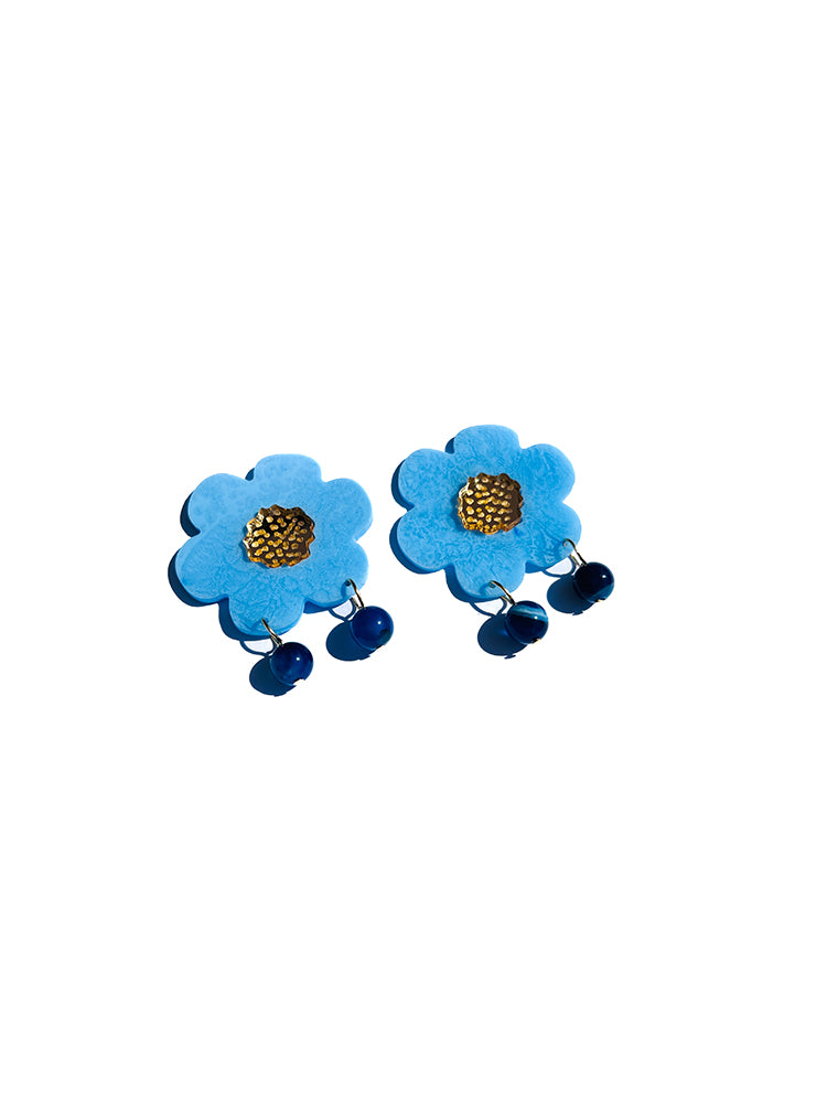 Fragole Fiore | Australian Sky Blue – Stunning handmade earrings that embody elegance, their sky blue hue radiating beauty with every wear - top view