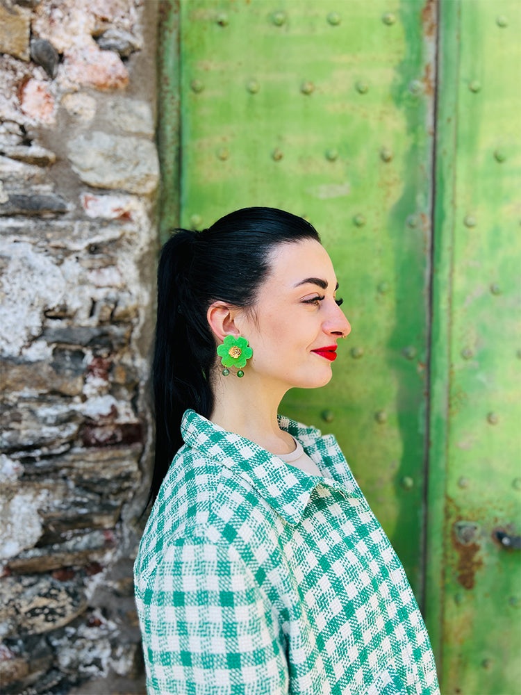 Fragole Fiore | Green – Elegant earrings designed to capture the essence of classic blooms, elevating your style - photo Model - Italy