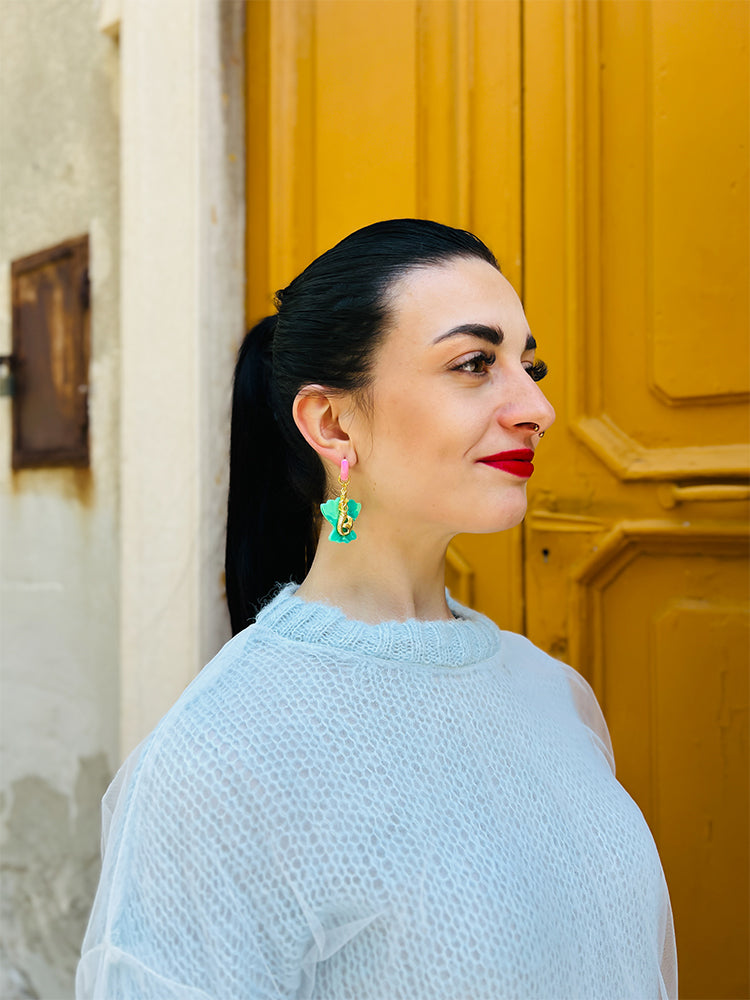 La Sirenetta | Midi Hoop - Crafted with attention to detail, these handmade earrings feature a midi hoop design that elevates any outfit with charm and elegance - photo model - Italy 