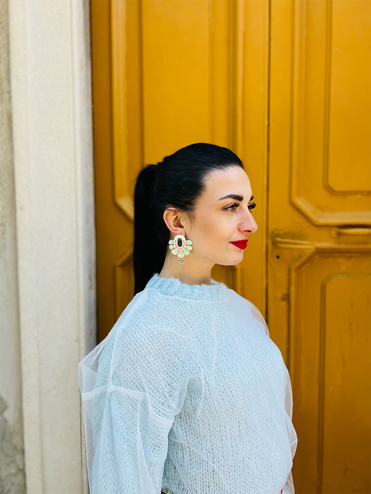 Marble Fan | Ancient Dreams | Mint Green – Striking earrings inspired by ancient carvings, offering a minimalist yet sophisticated addition to your outfit - photo Model - Italy