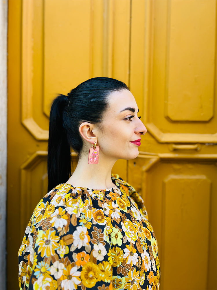 Patchwork Hoop | Pink Roses: Handmade earrings with a beautiful Crazy Quilt design, featuring soft pink roses and a timeless patchwork style for a refined look - photo model - Italy 