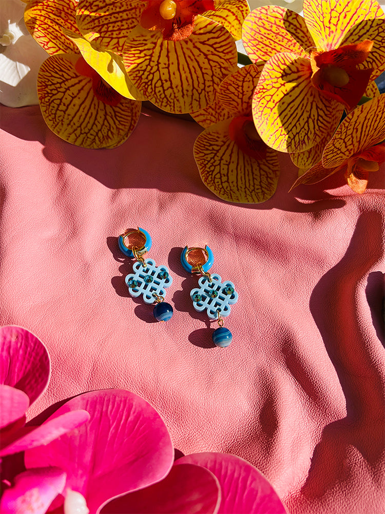 Mini Ratan Hoops Blue – handmade earrings with delicate pearl details - stylish shot