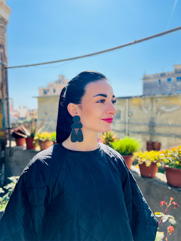 Handmade Sophia | Statement Abstract | Matte Black earrings: sophisticated matte black earrings with an abstract design, perfect for those seeking unique, chic jewellery pieces - photo model - Italy 